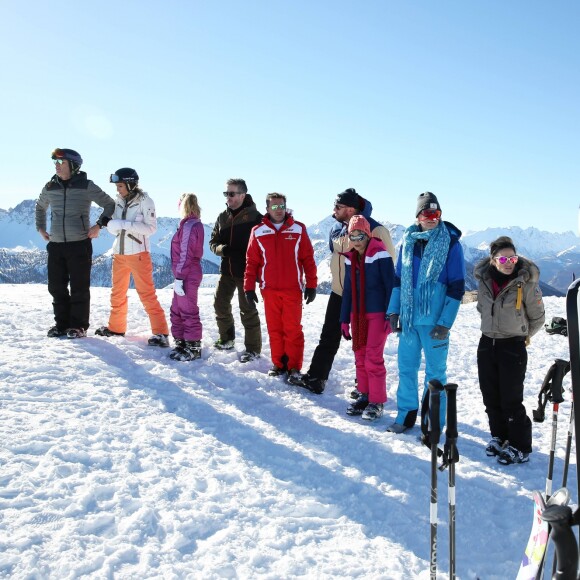 Exclusif - Jean-Michel Maire, Caroline Ithurbide, Enora Malagré, Jean-Luc Lemoine, Benjamin Castaldi, Moktar Guétari, Isabelle Morini-Bosc, Gilles Verdez, Capucine Anav tournent "TPMP fait du ski" à Montgenèvre dans les Hautes-Alpes le 17 décembre 2016. Le tournage s'est déroulé du 16 au 19 décembre 2016. L'émission, présentée par Cyril Hanouna, sera diffusée le vendredi 20 janvier sur C8 à 21h00 pour un prime exceptionnel en direct. © Dominique Jacovides / Bestimage