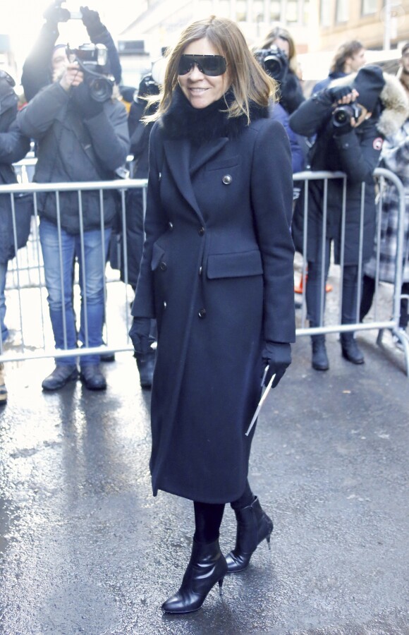 Carine Roitfeld - Défilé "Calvin Klein", collections prêt-à-porter et homme automne 2017, à la Fashion Week de New York. Le 10 février 2017.