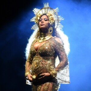 Beyoncé, enceinte, à la 59e édition des Grammy Awards au Staples Center de Los Angeles le 12 février 2017