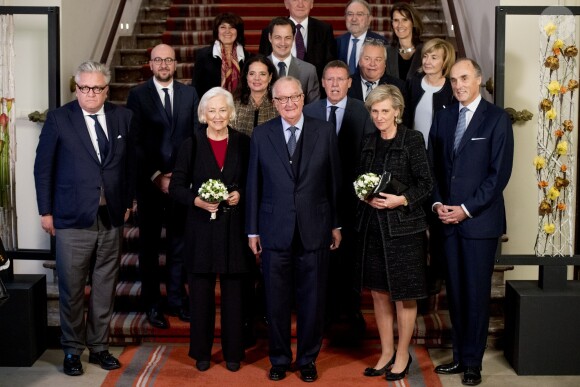 Le roi Albert II et la reine Paola de Belgique entourés du prince Laurent, de la princesse Astrid et du prince Lorenz lors de la Fête du Roi, le 15 novembre 2016