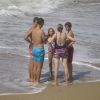 L'infante Cristina d'Espagne et son mari Iñaki Urdangarin lors de vacances avec leurs quatre enfants à Bidart en France en août 2016.