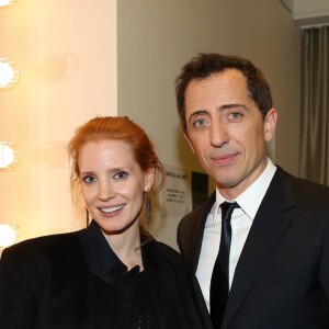 Exclusif - Gad Elmaleh et Jessica Chastain dans la loge après le spectacle de Gad Elmaleh "Oh My Gad" au "Carnegie Hall" à New York City, New York, Etats-Unis, le 11 février 2017. © Domique Jacovides/Bestimage