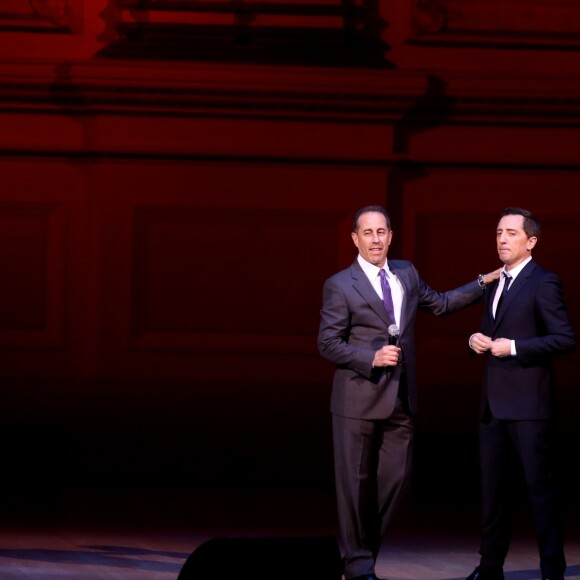 Exclusif - Jerry Seinfeld fait une apparition surprise sur la mythique scène du "Carnegie Hall" lors de la représentation du spectacle de Gad Elmaleh, intitulé "Oh My Gad", entièrement joué en anglais. New York, le 11 février 2017. © Dominique Jacovides/Bestimage