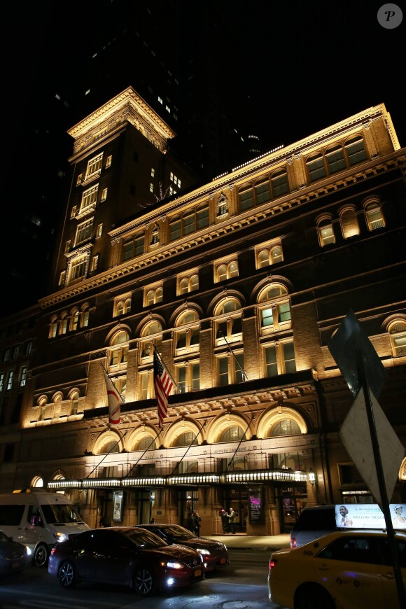 Exclusif - Gad Elmaleh se produit sur la mythique scène du "Carnegie Hall" à New York, avec son spectacle "Oh My Gad", entièrement joué en anglais. New York, le 11 février 2017. © Dominique Jacovides/Bestimage