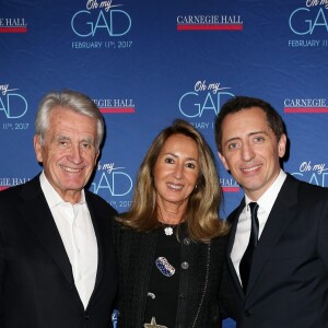 Exclusif - Gad Elmaleh avec Gilbert Coullier et sa femme Nicole lors du photocall du spectacle de Gad Elmaleh "Oh My Gad" au "Carnegie Hall" à New York, le 11 février 2017. © Dominique Jacovides/Bestimage