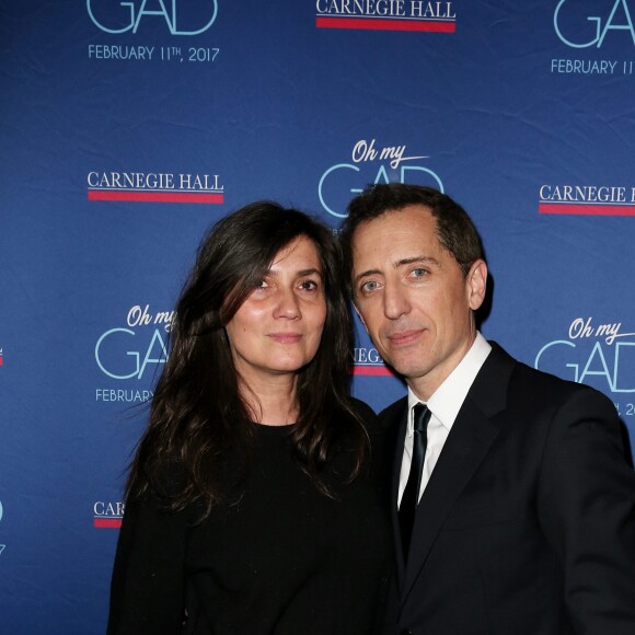 Exclusif - Gad Elmaleh et Emmanuelle Alt lors du photocall du spectacle de Gad Elmaleh "Oh My Gad" au "Carnegie Hall" à New York, le 11 février 2017. © Dominique Jacovides/Bestimage