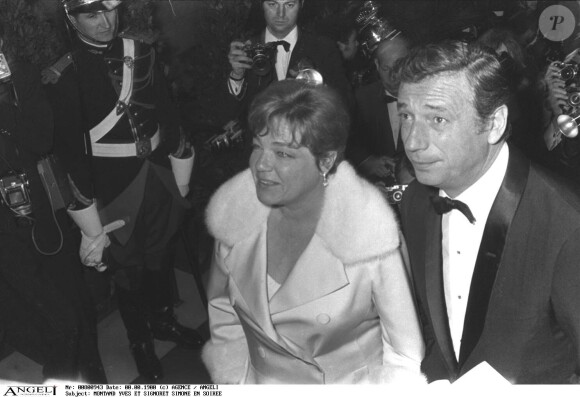 Yves Montand et Simone Signoret à Paris en 1967