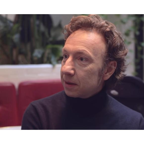Stéphane Bern rencontre le médium Bruno, et communique avec ses proches décédés, pour "Télé Star", le 20 février 2017.