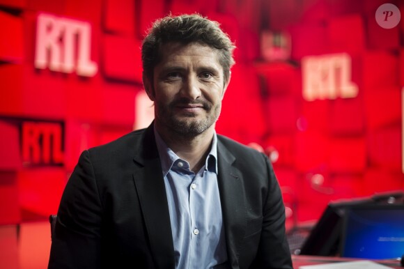 Portrait de Bixente Lazarazu dans le studio de RTL à Paris le 17 mai 2016