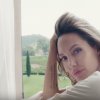 Angelina Jolie, sensuelle et romantique pour Mon Guerlain. (capture d'écran)