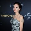 Angelina Jolie (robe Gucci Première) - Première du film "Unbroken" à Sydney en Australie le 17 novembre 2014.
