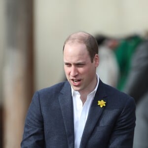 Le prince William, duc de Cambridge, effectuait le lancement du Skillforce Prince William Award à l'occasion d'une visite dans une école primaire du Pays de Galles à Abergavenny le 1er mars 2017.