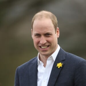 Le prince William, duc de Cambridge, effectuait le lancement du Skillforce Prince William Award à l'occasion d'une visite dans une école primaire du Pays de Galles à Abergavenny le 1er mars 2017.