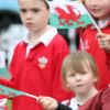 La venue du duc de Cambridge coïncidait avec la saint David, saint patron du Pays de Galles. Le prince William, duc de Cambridge, effectuait le lancement du Skillforce Prince William Award à l'occasion d'une visite dans une école primaire du Pays de Galles à Abergavenny le 1er mars 2017.
