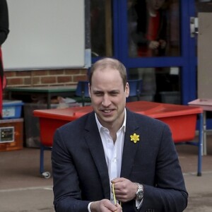 Le prince William, duc de Cambridge, effectuait le lancement du Skillforce Prince William Award à l'occasion d'une visite dans une école primaire du Pays de Galles à Abergavenny le 1er mars 2017.