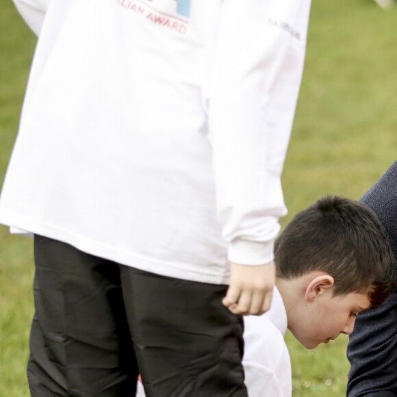 Le prince William, duc de Cambridge, effectuait le lancement du Skillforce Prince William Award à l'occasion d'une visite dans une école primaire du Pays de Galles à Abergavenny le 1er mars 2017.