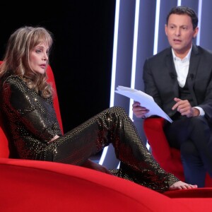 Exclusif - Enregistrement de l'émission "Le Divan" présentée par Marc-Olivier Fogiel avec Arielle Dombasle en invitée, qui sera diffusée le 3 mars sur France 3. Le 3 février 2016 © Dominique Jacovides / Bestimage