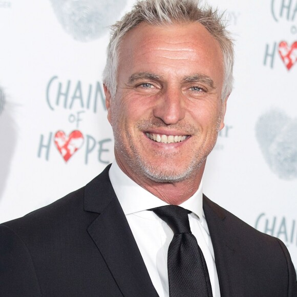 David Ginola à la soirée de Chain of Hope à l'hôtel Grosvenor House à Londres, le 18 novembre 2016