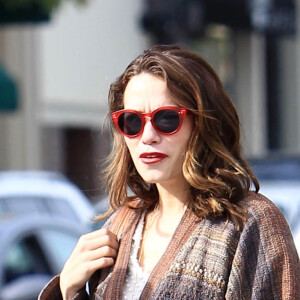 Exclusif - Emilia Clarke à Beverly Hills. Los Angeles, le 18 janvier 2017.