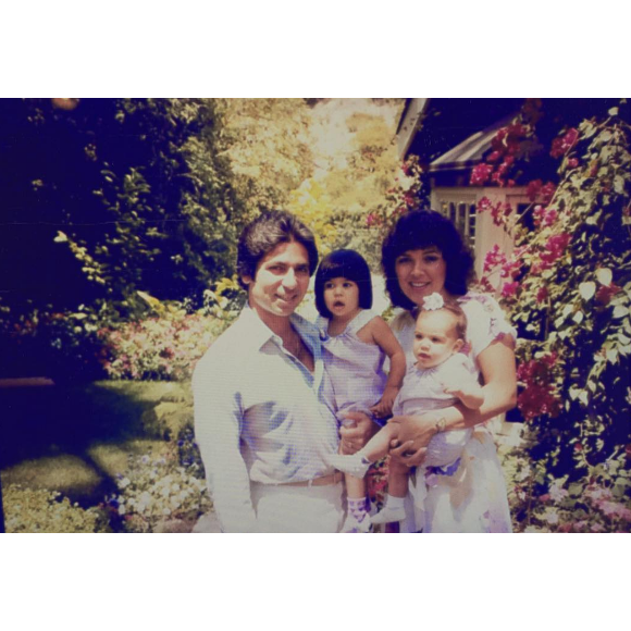 Kim Kardashian a partagé une photo de famille souvenir sur sa page Instagram le 13 mars 2017
