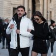 Le mannequin Bella Hadid et Riccardo Tisci sortent du Café Marly à Paris, le 22 janvier 2017.