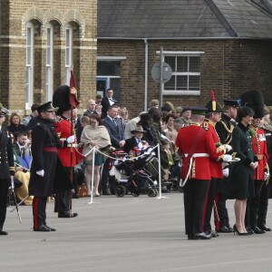 Le prince William et la duchesse Catherine de Cambridge assistaient à la parade de la Saint-Patrick avec le régiment des Irish Guards aux Cavalry Barracks du régiment des Irish Guards à Hounslow, dans l'ouest de Londres, le 17 mars 2017.