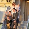 Ivanka Trump avec son mari Jared Kushner et leurs enfants Arabella Rose, Joseph Frederick et Theodore James arrivent à l'aéroport de Palm Beach à bord d'air force one avec le premier ministre japonais Shinzo Abe et sa femme Akie Abe à Palm Beach le 10 février 2017