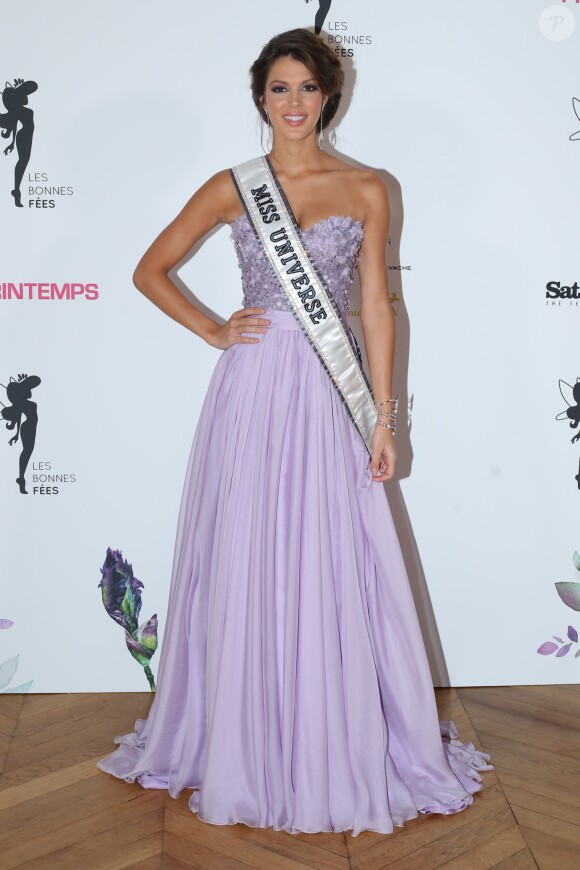 Iris Mittenaere (Miss Univers 2017) - Gala de charité au profit de l'association "Les Bonnes fées" à l'hôtel d'Evreux, Place Vendôme à Paris, le 20 mars 2017. © CVS/Bestimage