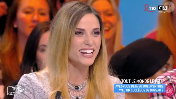 Capucine Anav évoque une nouvelle fois son attirance pour Camille Combal. Emission "Touche pas à mon poste" sur C8. Le 24 mars 2017.
