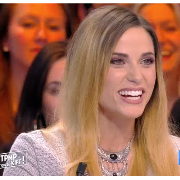 Capucine Anav évoque une nouvelle fois son attirance pour Camille Combal. Emission "Touche pas à mon poste" sur C8. Le 24 mars 2017.