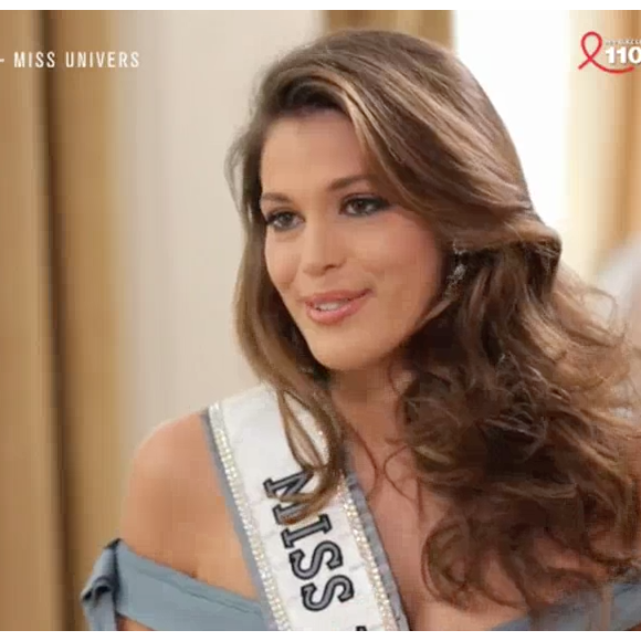 Iris Mittenaere très émue en évoquant les moqueries subies dans son enfance à cause de sa maigreur. Emission "50 mn inside" sur TF1. Le 25 mars 2017.