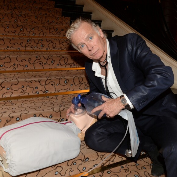 Exclusif - Franck Dubosc - Gala des "Sauveteurs Sans Frontières" à l'hôtel du Collectionneur à Paris le 20 mars 2017. Sauveteurs Sans Frontières a pour mission de porter assistance à des personnes en danger dans le monde entier. Son credo : « Qui sauve une vie, sauve l'humanité ». © Rachid Bellak/Bestimage