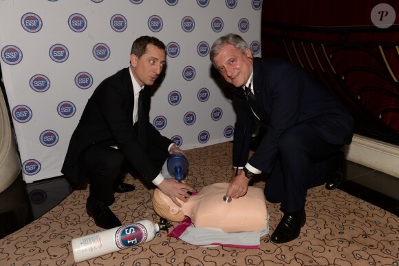 Exclusif - Gad Elmaleh et Sidney Toledano - Gala des "Sauveteurs Sans Frontières" à l'hôtel du Collectionneur à Paris le 20 mars 2017. Sauveteurs Sans Frontières a pour mission de porter assistance à des personnes en danger dans le monde entier. Son credo : « Qui sauve une vie, sauve l'humanité ». © Rachid Bellak/Bestimage