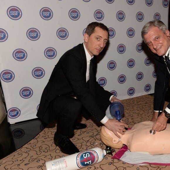 Exclusif - Gad Elmaleh et Sidney Toledano - Gala des "Sauveteurs Sans Frontières" à l'hôtel du Collectionneur à Paris le 20 mars 2017. Sauveteurs Sans Frontières a pour mission de porter assistance à des personnes en danger dans le monde entier. Son credo : « Qui sauve une vie, sauve l'humanité ». © Rachid Bellak/Bestimage