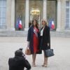 Semi-Exclusif - Iris Mittenaere (Miss Univers) et Sylvie Tellier au Palais de l'Elysée pour rencontrer le Président de la République F. Hollande et visiter l'Elysée à Paris, le 18 mars 2017.