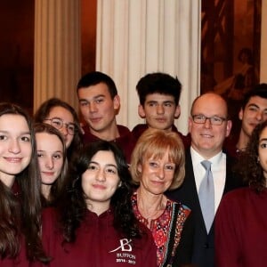 Exclusif - Le prince Albert II de Monaco s'est vu remettre le titre et les insignes de Docteur Honoris Causa dans le grand salon de la Sorbonne, sous l'égide de Jean Chambaz, président de l'université Pierre et Marie Curie à Paris, le 21 mars 2017, en reconnaissance de son engagement dans la lutte contre le réchauffement climatique et la préservation de l'environnement. © Dominique Jacovides/Bestimage