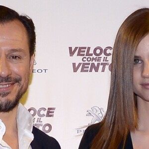 Stefano Accorsi et sa femme Bianca Vitali - Première du film "Veloce come il vento" à Milan. Le 6 avril 2016