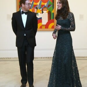 Kate Middleton, duchesse de Cambridge, lors de la soirée de bienfaisance annuelle de la National Portrait Gallery, à Londres le 28 mars 2017.