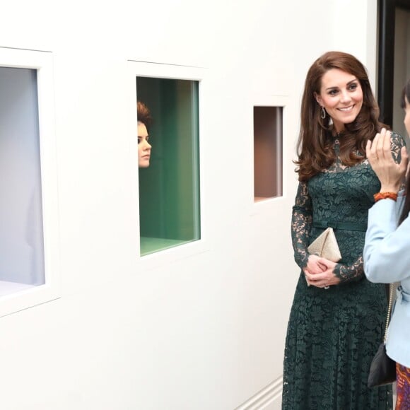 Kate Middleton, duchesse de Cambridge, lors de la soirée de bienfaisance annuelle de la National Portrait Gallery, à Londres le 28 mars 2017.