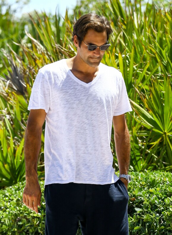Roger Federer et sa femme Miroslava Vavrinec (Mirka) profitent d'une belle journée ensoleillée sur une plage à Miami, le 29 mars 2017.