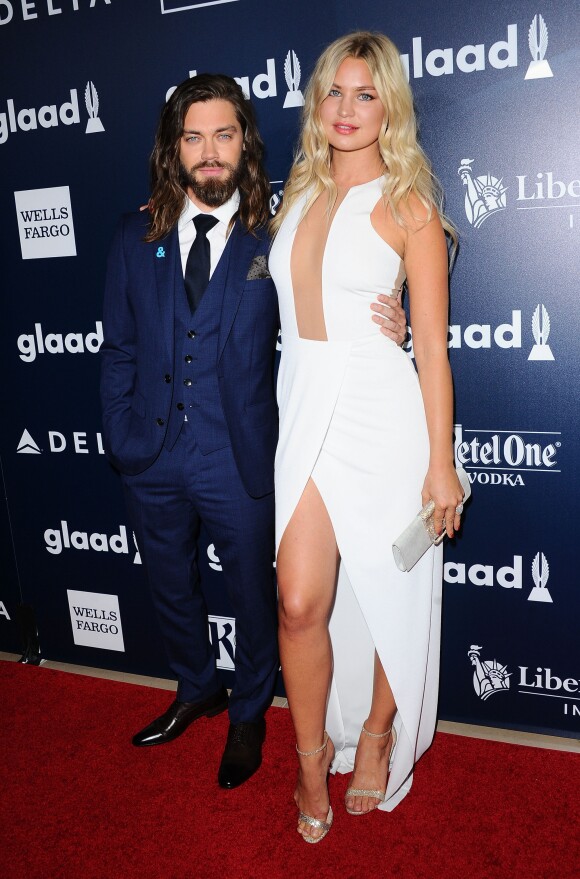 Tom Payne et Jennifer Ackerman - 28e GLAAD Media Awards à Beverly Hills le 1er avril 2017.