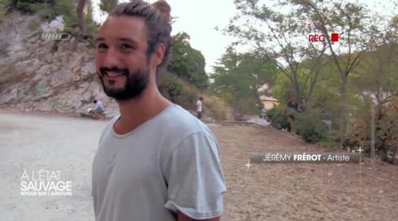 Laure Manaudou entourée de ses frères et de son chéri Jérémy Frérot. Emission "A l'état sauvage". Sur M6, le 4 avril 2017.