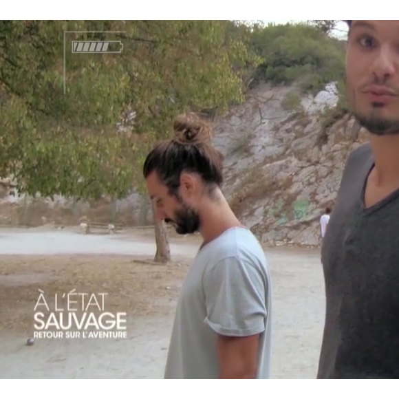 Laure Manaudou entourée de ses frères et de son chéri Jérémy Frérot. Emission "A l'état sauvage". Sur M6, le 4 avril 2017.