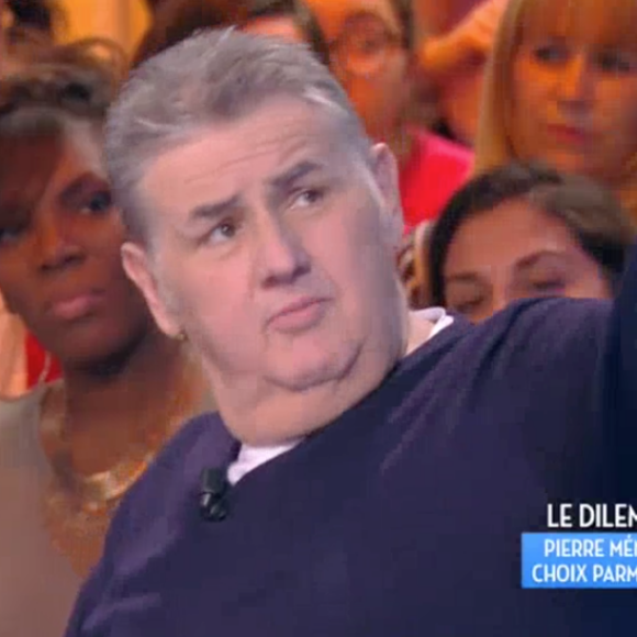 Pierre Ménès dans "Touche pas à mon poste" sur C8. Le 4 avril 2017.