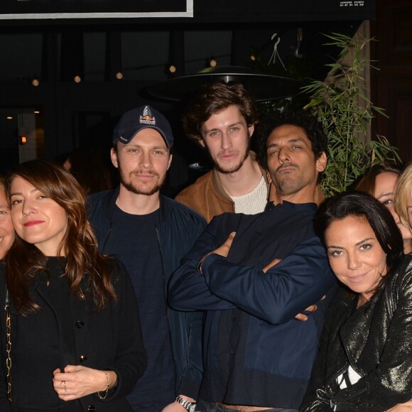 Exclusif - Roby Schinasi, Jean-Baptiste Maunier, Tomer Sisley, sa compagne Sandra de Matteis (Sandra Zeitoun de Matteis), Léa Arnezeder et Lorie (Laure Pester) - Soirée de lancement du restaurant "Hardy" le 18 octobre 2016. © Veeren/Bestimage