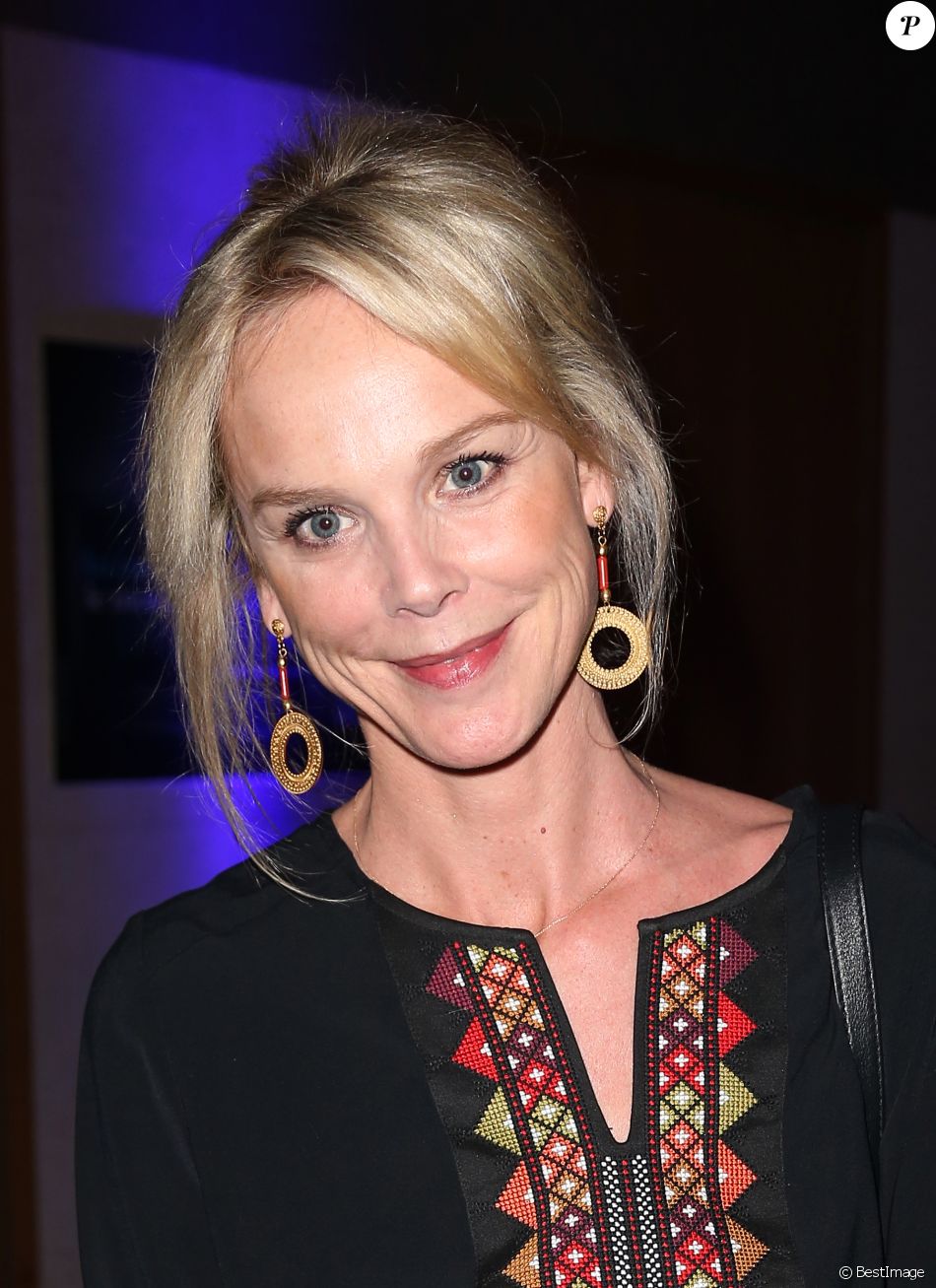 Exclusif Vanessa Burggraf à la soirée pour célébrer les 10 ans de la