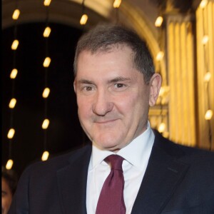 Yves Calvi (Laurier d'Or Radio et Télévision) - 21ème Cérémonie des Lauriers de la Radio et de la Télévision à l'Hôtel de Ville de Paris le 8 février 2016.