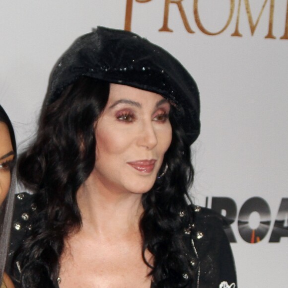 Kourtney Kardashian, Cher, Kim Kardashian à la première de ‘The Promise' au théâtre TCL à Hollywood, le 12 avril 2017