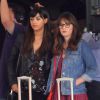 Zooey Deschanel et Hannah Simone sur le tournage de la série télévisée "New Girl" à Los Angeles, Californie, Etats-Unis, le 12 septembre 2016