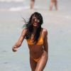 Exclusif - Elisa Johnson sur la plage de Miami. Le 11 avril 2017 © CPA / Bestimage
